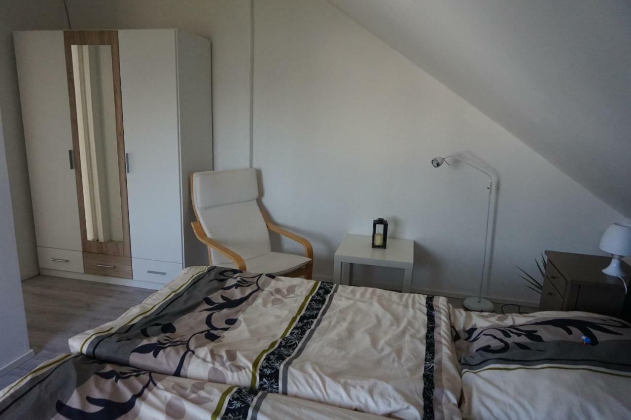 Ferienwohnung Am See Bad Lippspringe Bagian luar foto