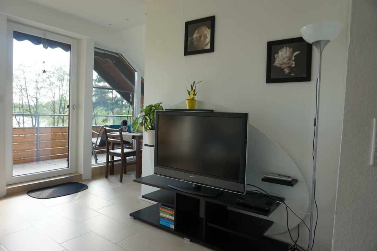 Ferienwohnung Am See Bad Lippspringe Bagian luar foto