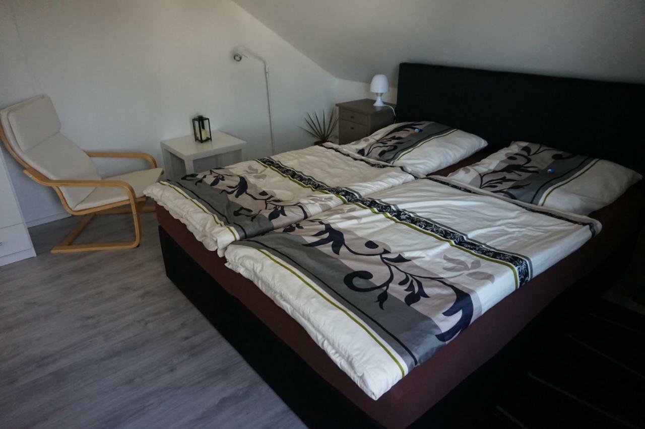 Ferienwohnung Am See Bad Lippspringe Bagian luar foto